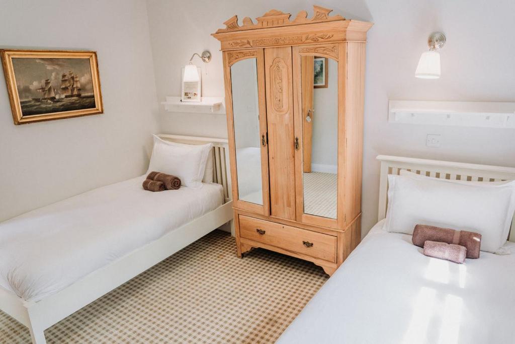 Creeksea Place Barns Burnham-on-Crouch المظهر الخارجي الصورة