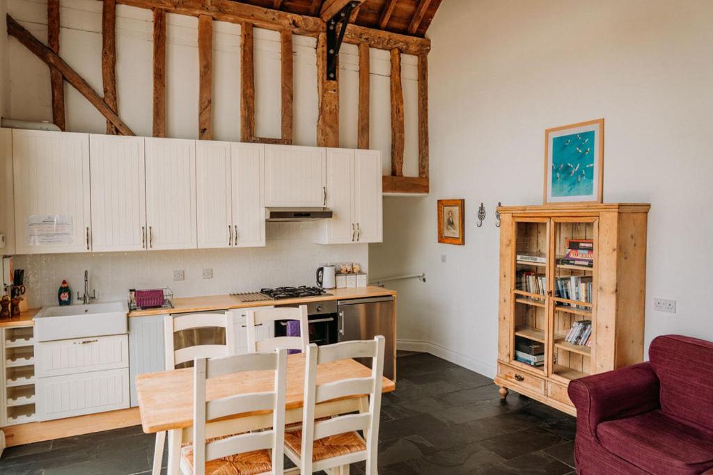 Creeksea Place Barns Burnham-on-Crouch المظهر الخارجي الصورة